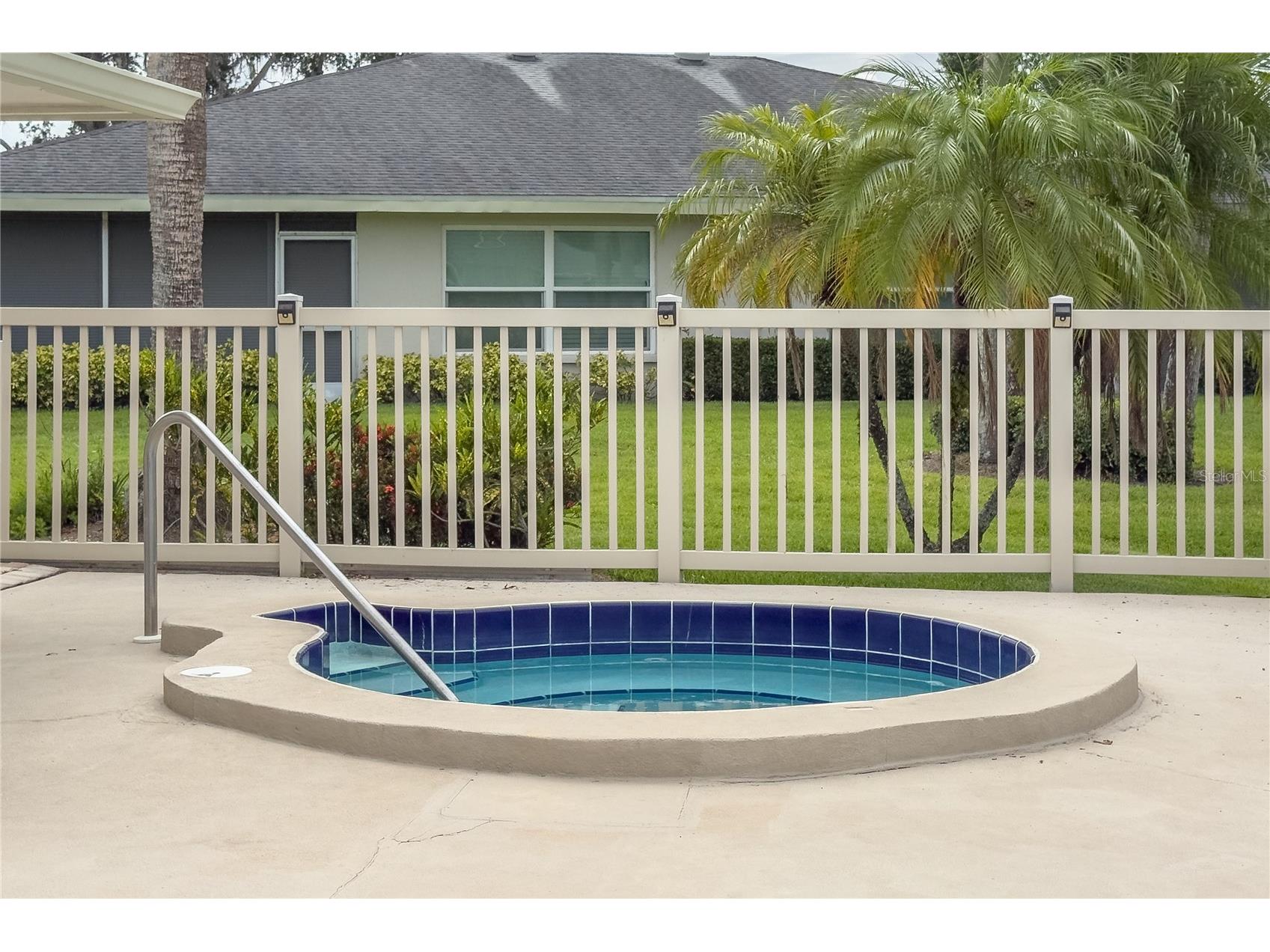 4136 Bowling Green Circle #23 Sarasota FL 34233 A4696926 image45