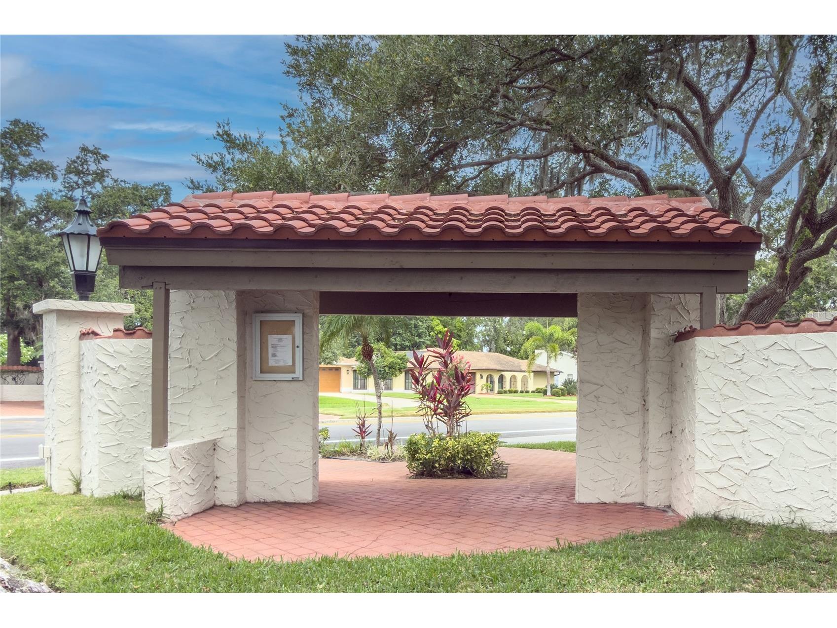 4136 Bowling Green Circle #23 Sarasota FL 34233 A4696926 image49