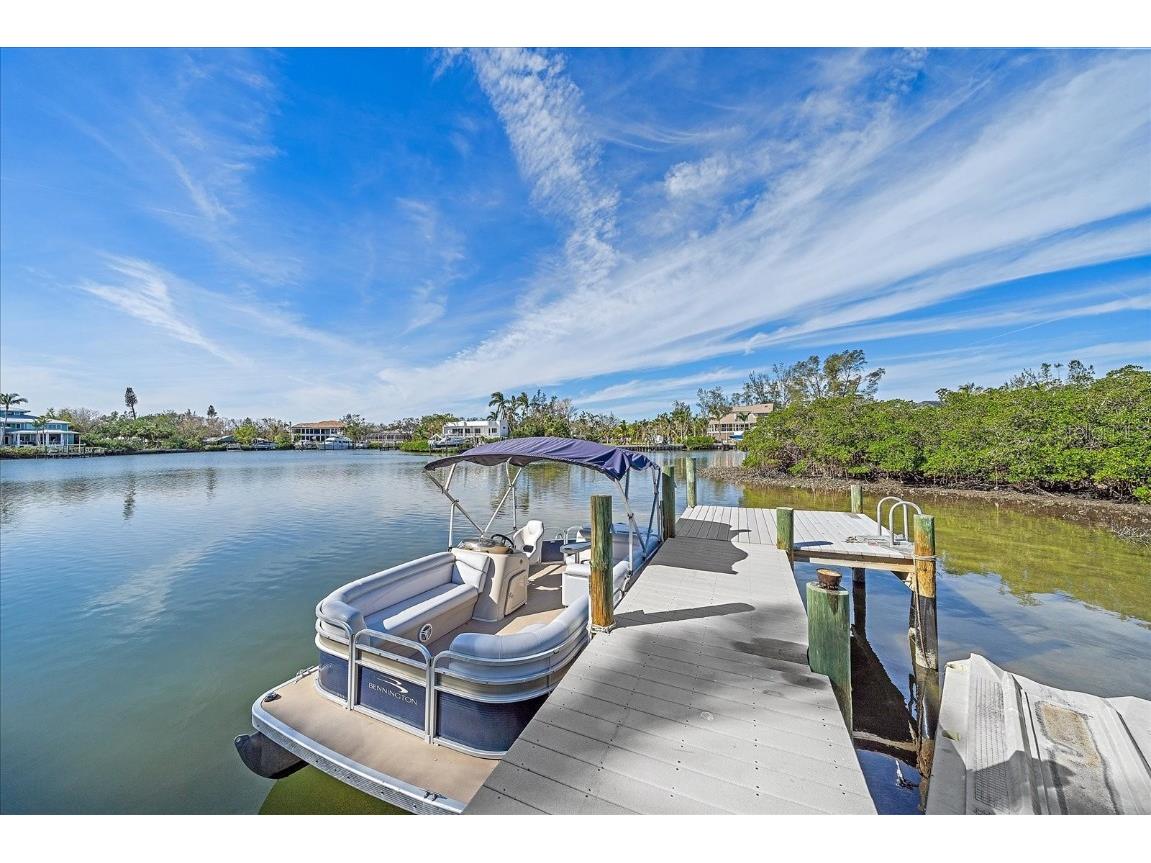 4136 Roberts Point Circle Sarasota FL 34242 - NETTIE BAYOU A4670896 image14