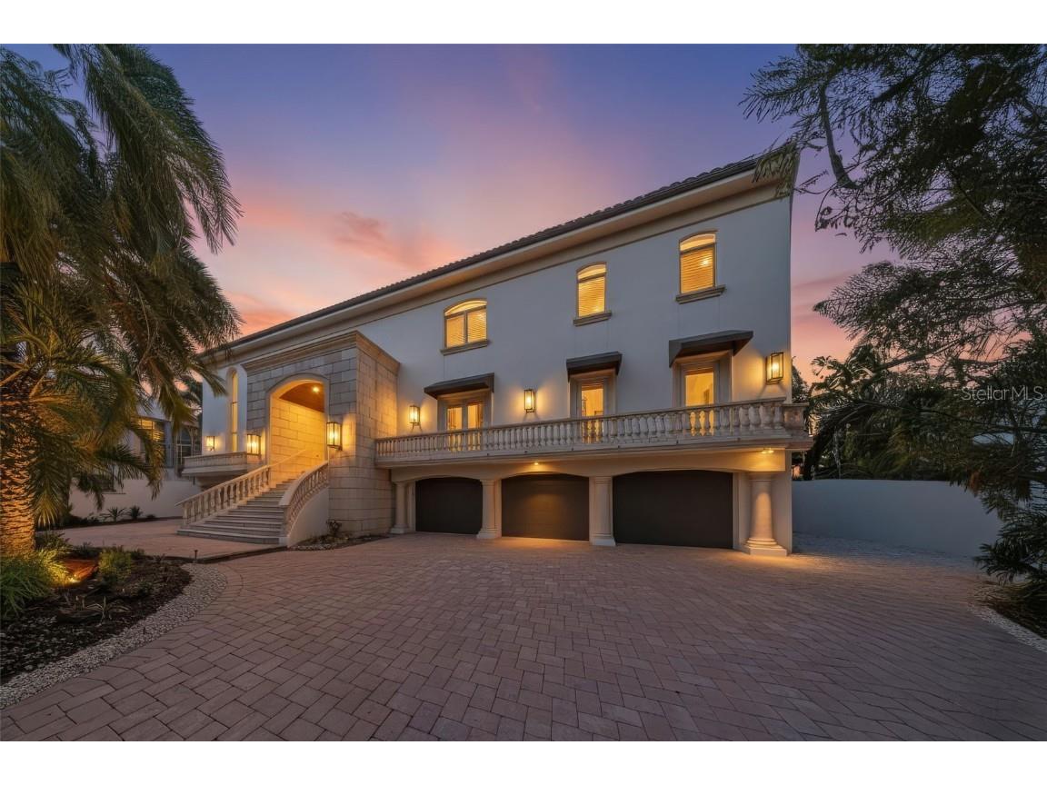 4136 Roberts Point Circle Sarasota FL 34242 - NETTIE BAYOU A4670896 image3