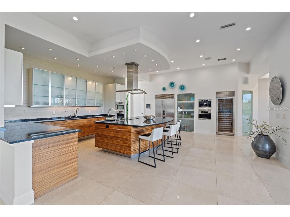 4136 Roberts Point Circle Sarasota FL 34242 - NETTIE BAYOU A4670896 image35