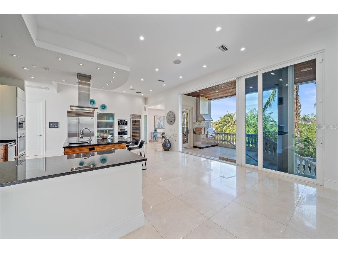 4136 Roberts Point Circle Sarasota FL 34242 - NETTIE BAYOU A4670896 image36