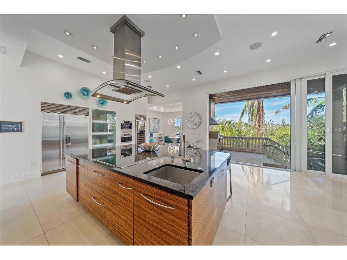 4136 Roberts Point Circle Sarasota FL 34242 - NETTIE BAYOU A4670896 image40