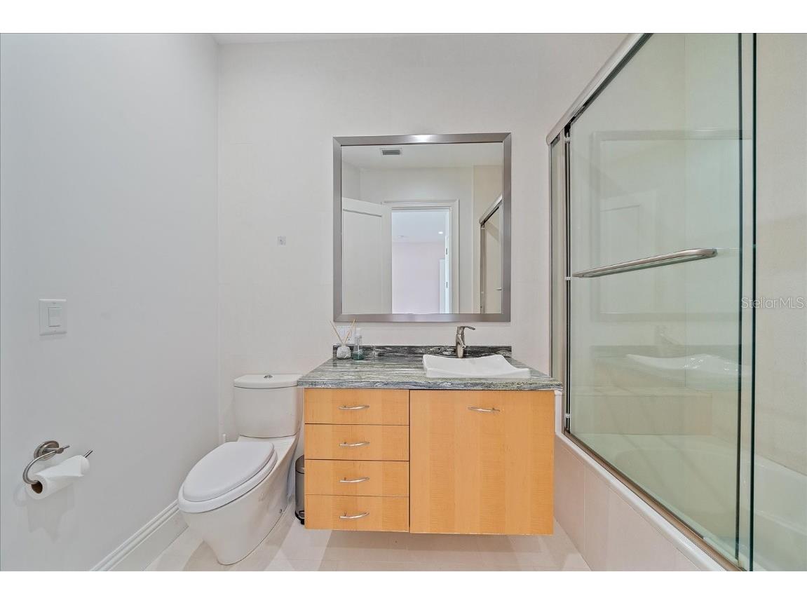 4136 Roberts Point Circle Sarasota FL 34242 - NETTIE BAYOU A4670896 image69