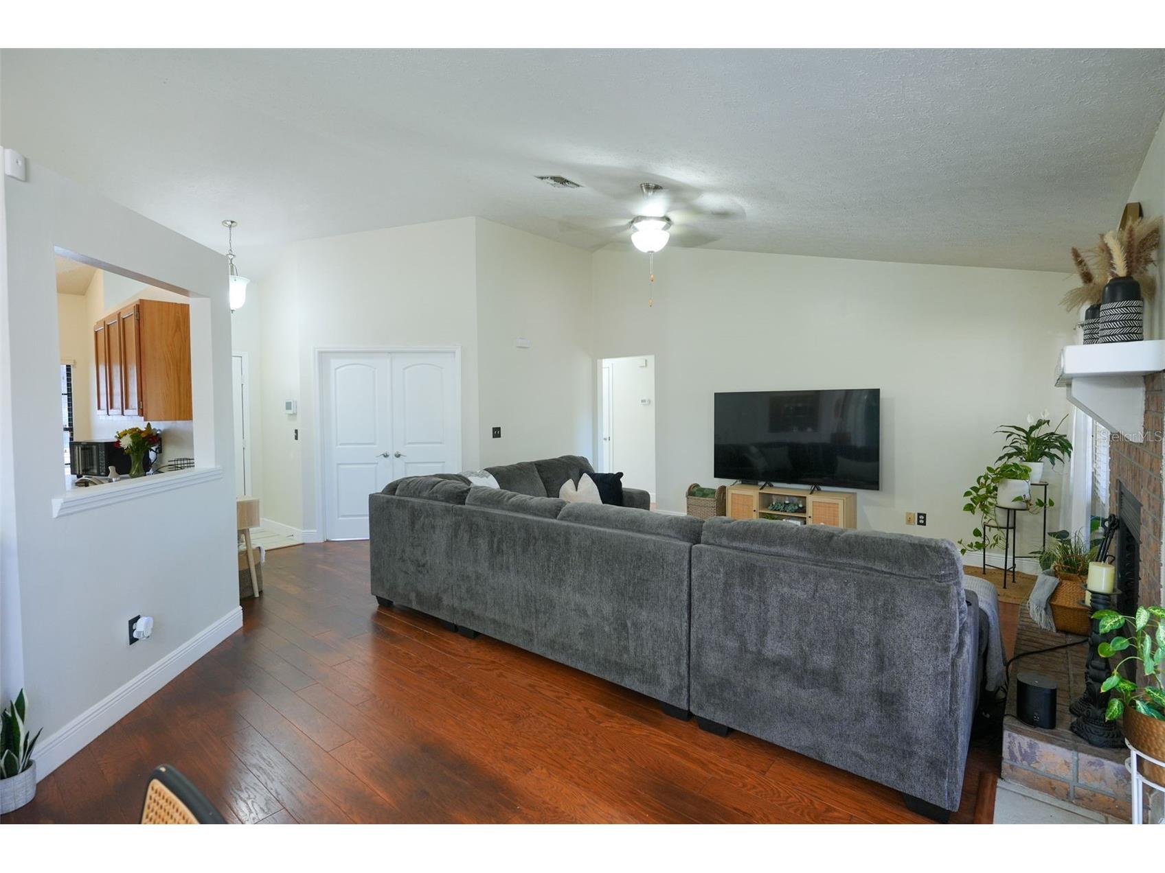 4136 Spring Way Cir Valrico FL 33596 A4685600 image10