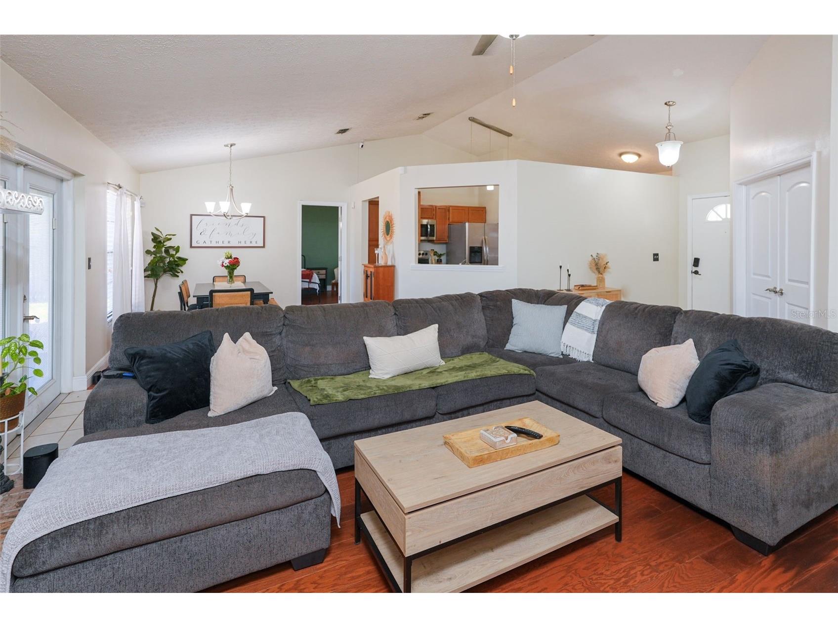 4136 Spring Way Cir Valrico FL 33596 A4685600 image46