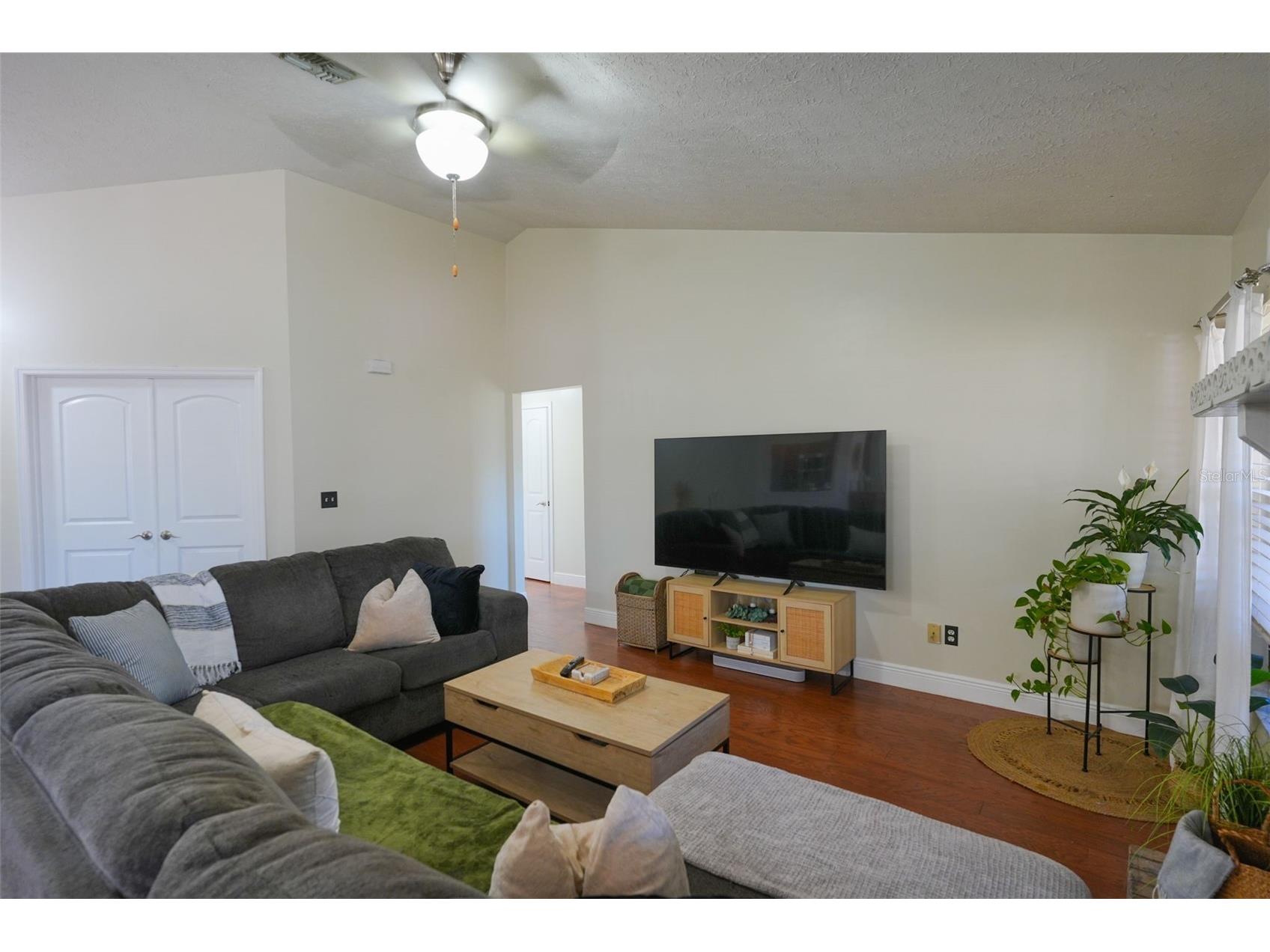 4136 Spring Way Cir Valrico FL 33596 A4685600 image49