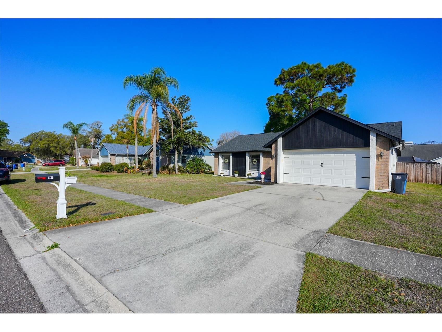 4136 Spring Way Cir Valrico FL 33596 A4685600 image7