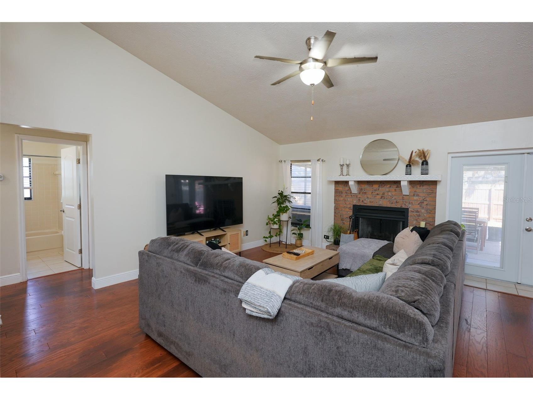4136 Spring Way Cir Valrico FL 33596 A4685600 image9