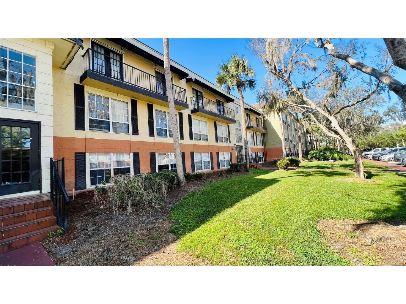 4136 Versailles Drive #4136D Orlando FL 32808 - LAKE ORLANDO S5079167 image1