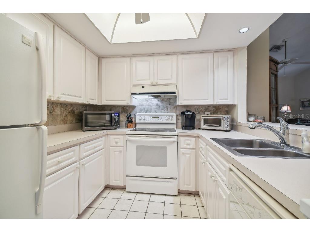 4137 Edgewood Drive Holiday FL 34691 T3539787 image22