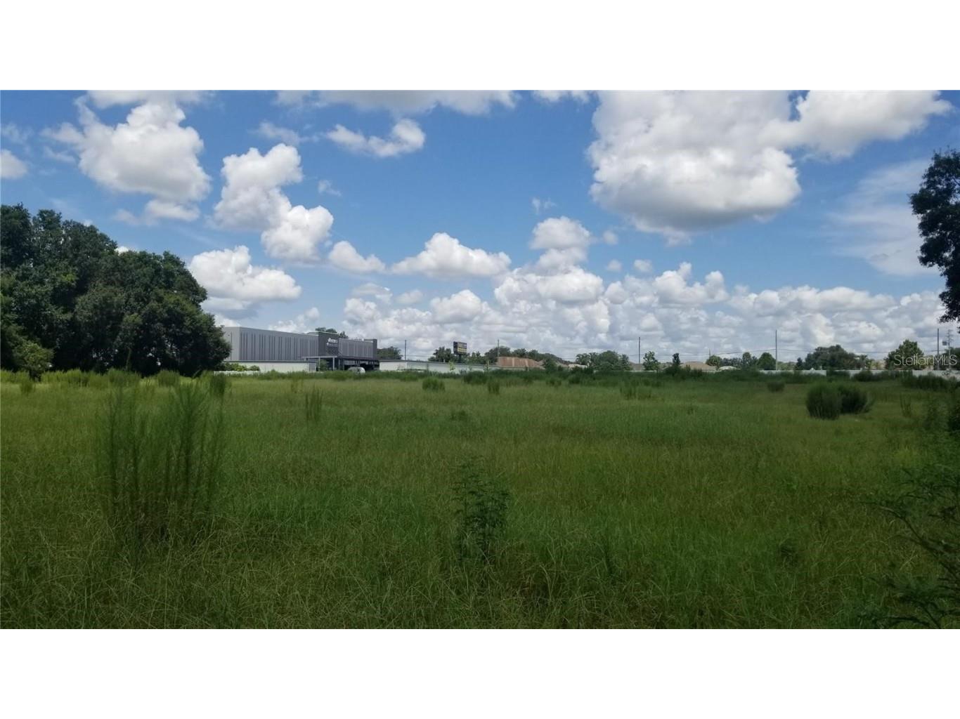 4137 New River Rd Zephyrhills FL 33542 TB8404619 image1