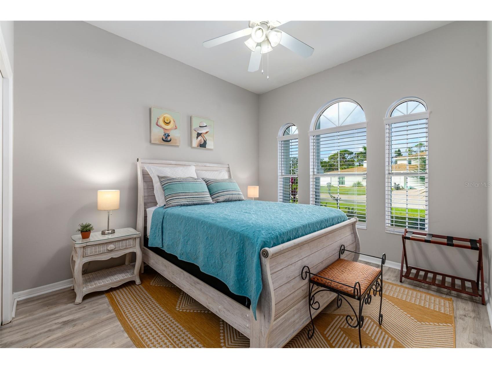 4137 Pinar Drive Bradenton FL 34210 A4678990 image16