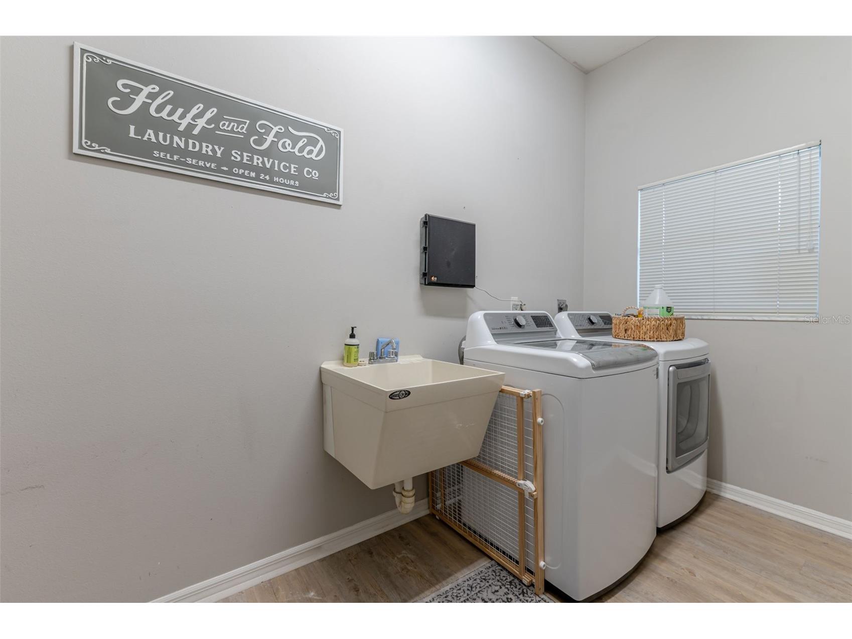 4137 Pinar Drive Bradenton FL 34210 A4678990 image17