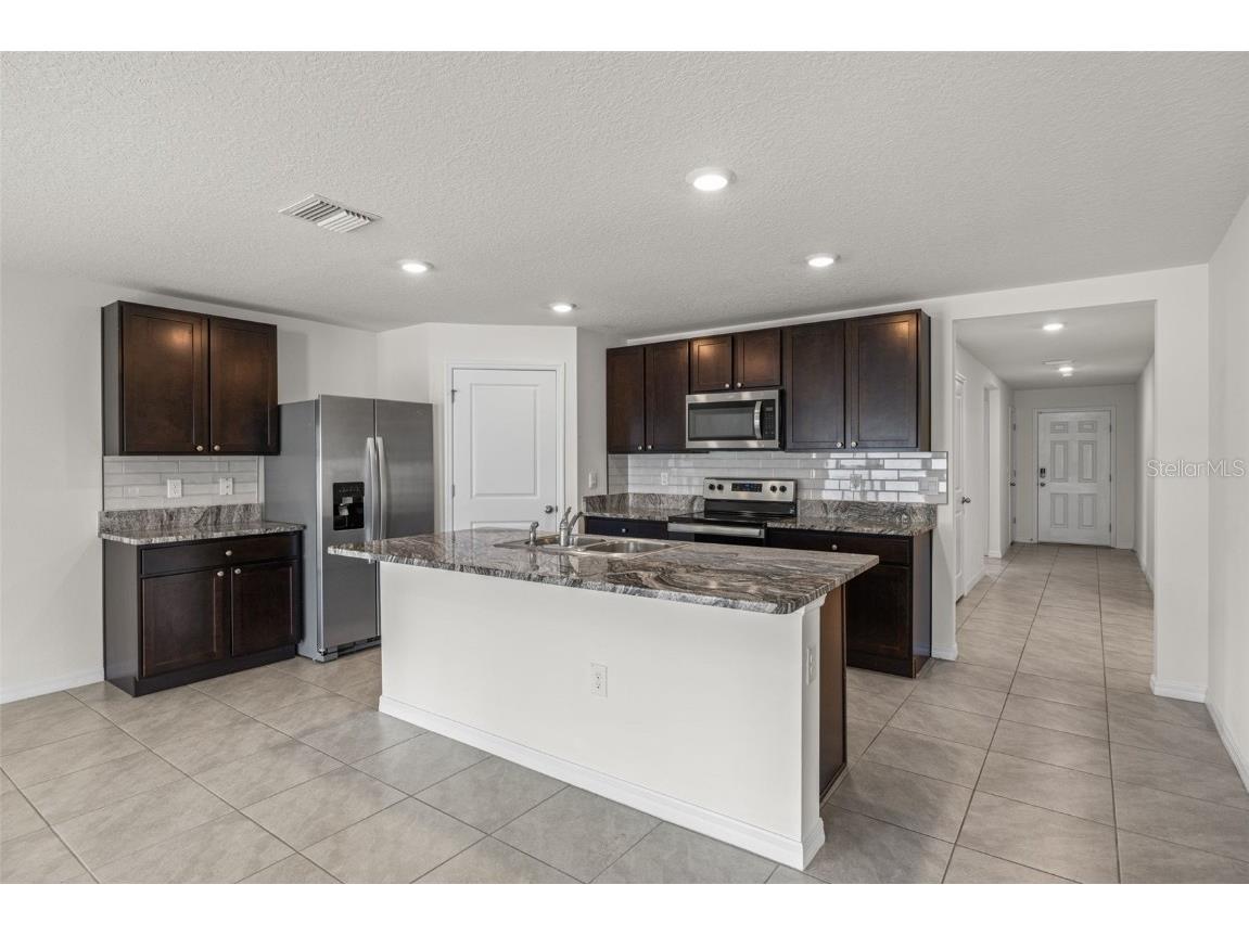 4138 Autumn Amber Drive Spring Hill FL 34609 TB8453340 image8