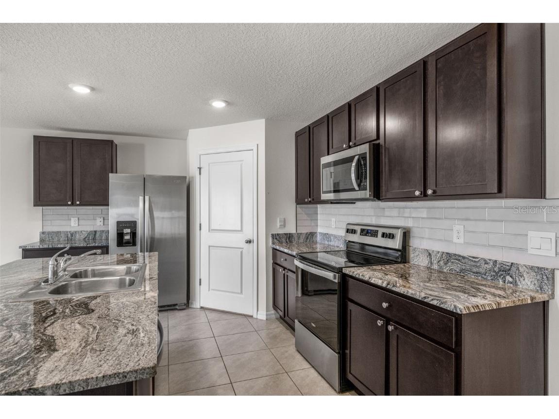 4138 Autumn Amber Drive Spring Hill FL 34609 TB8453340 image9