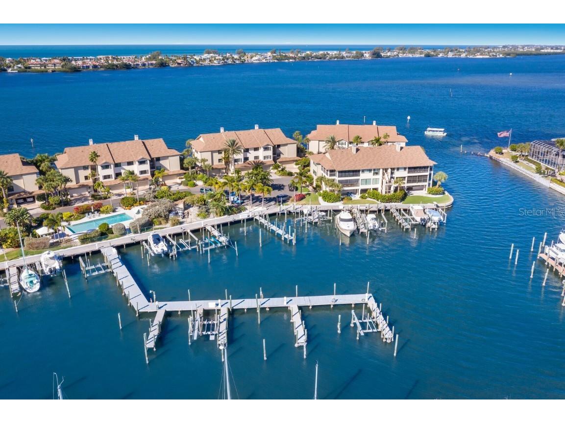 4138 Marina Court #422 Cortez FL 34215 A4521990 image1