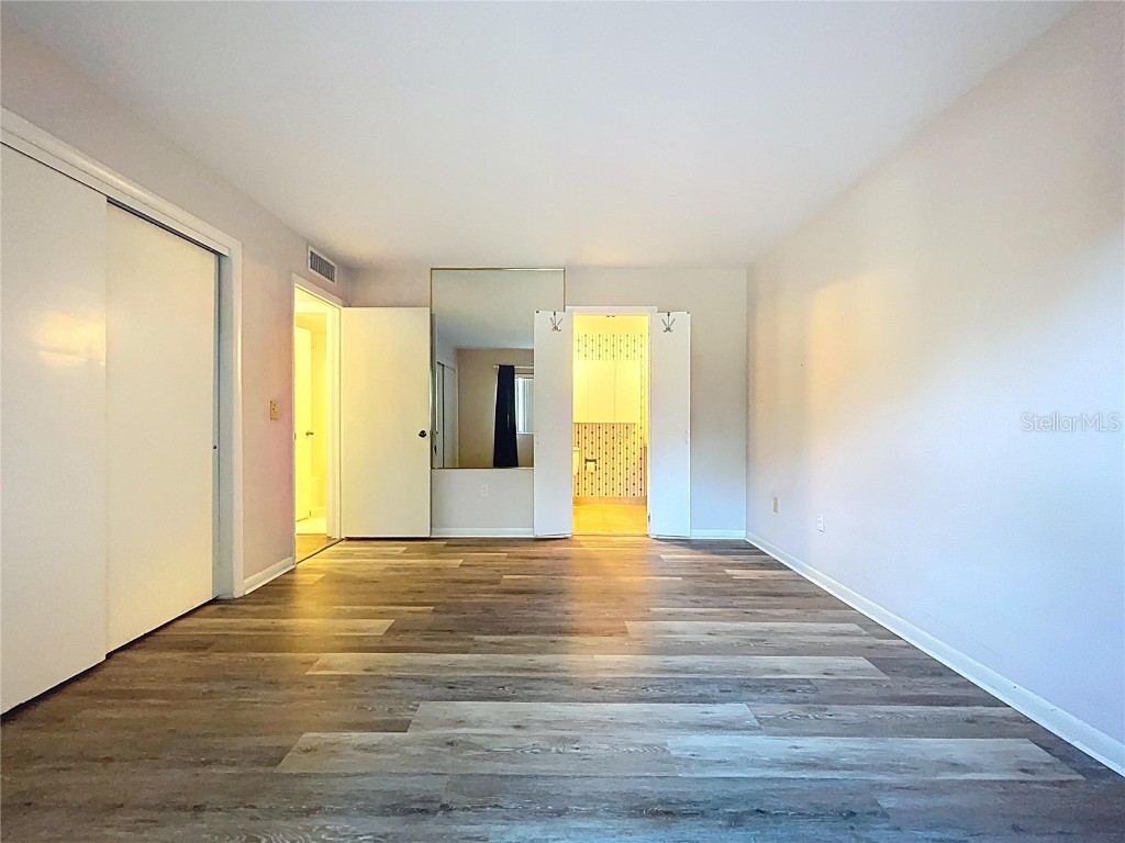 4138 Pinelake Lane #101 Tampa FL 33618 TB8446976 image25