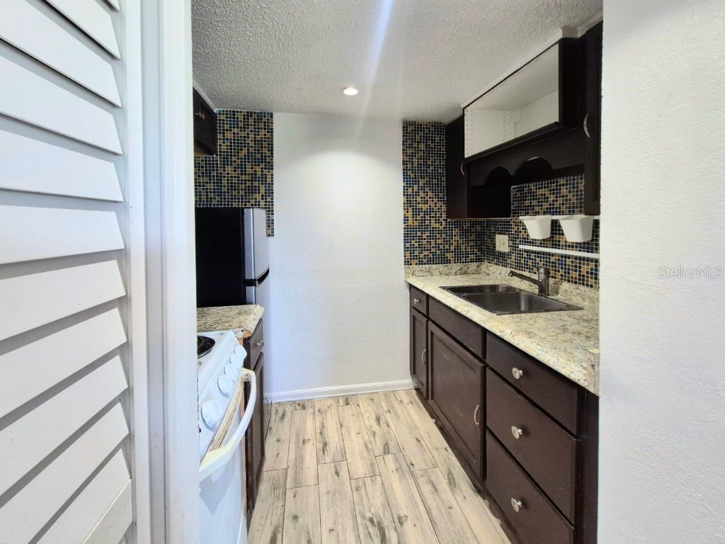 4139 Dolphin Drive Tampa FL 33617 TB8410520 image8