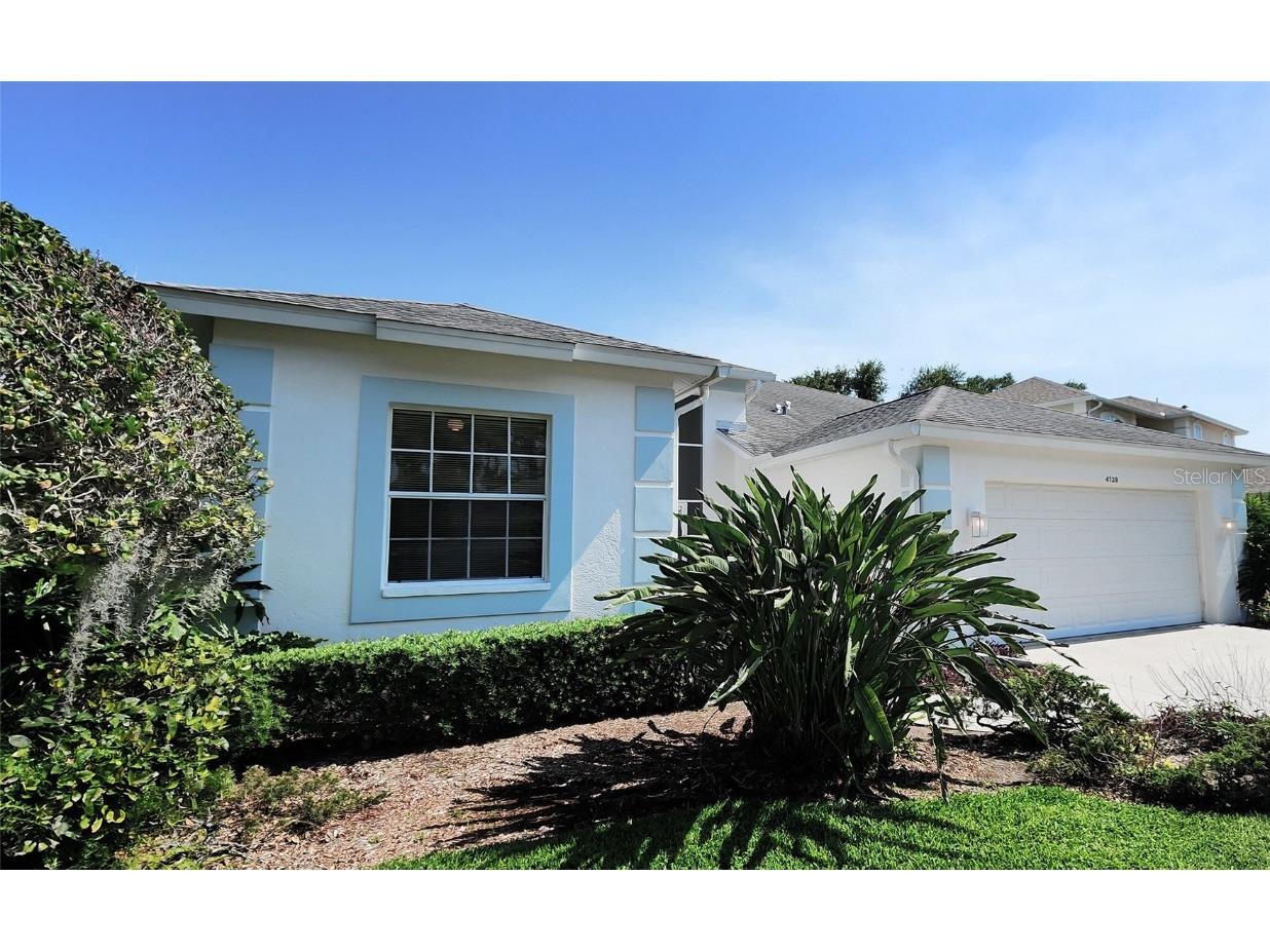 4139 Westbourne Circle Sarasota FL 34238 A4607861 image1