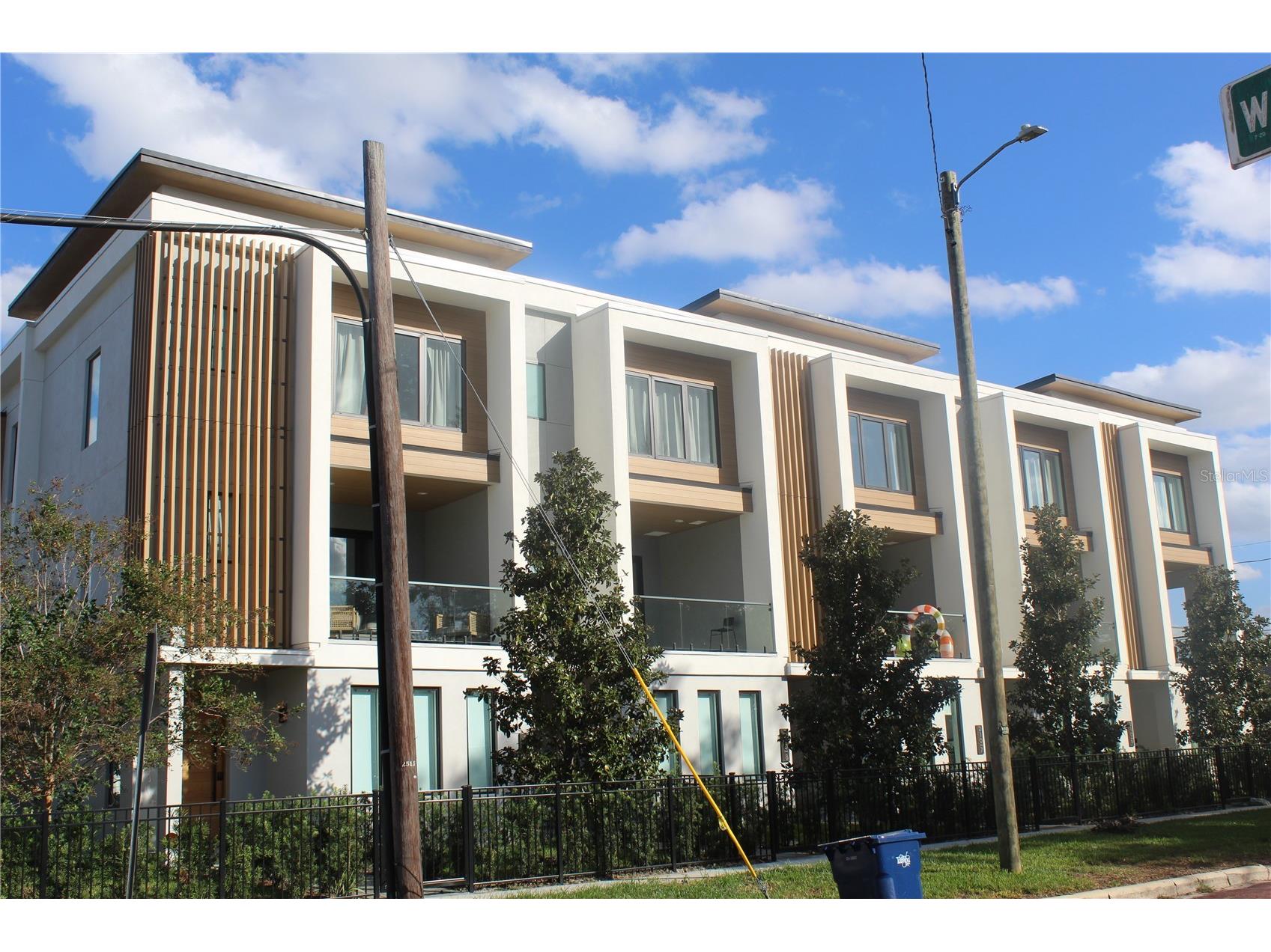 414 & 418 E Emily + 167408-0000 Street Tampa FL 33603 TB8434803 image16