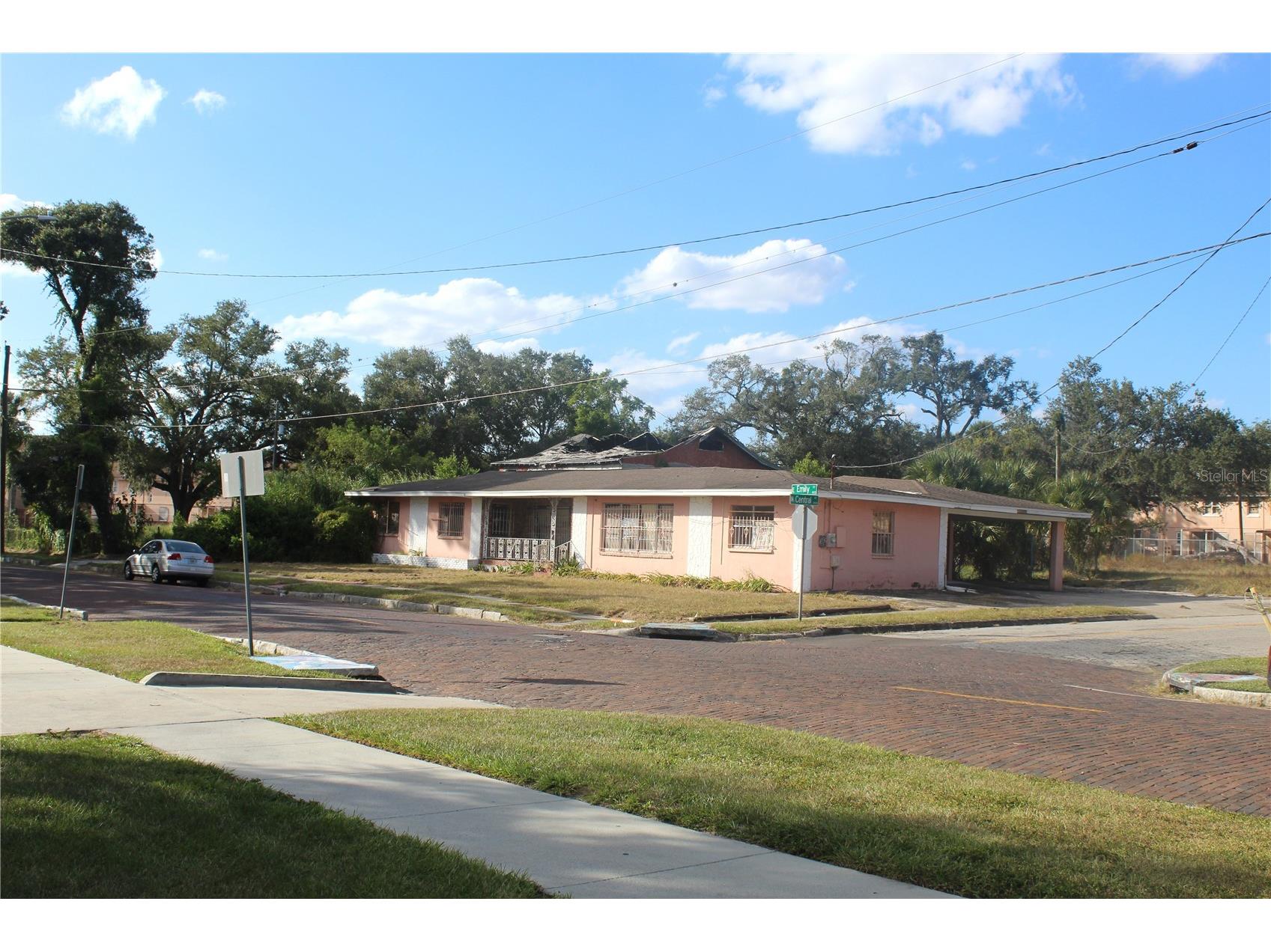 414 & 418 E Emily + 167408-0000 Street Tampa FL 33603 TB8434803 image25