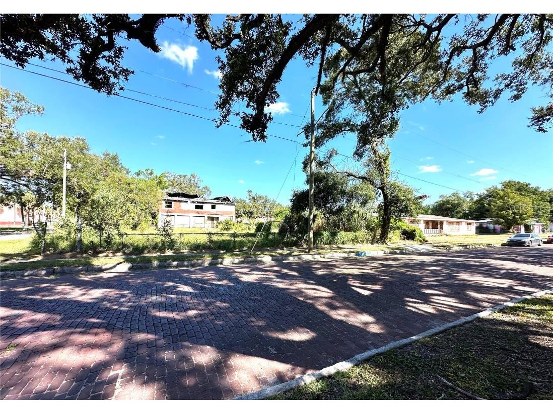 414 - 418 E Emily Street Tampa FL 33603 TB8441678 image1