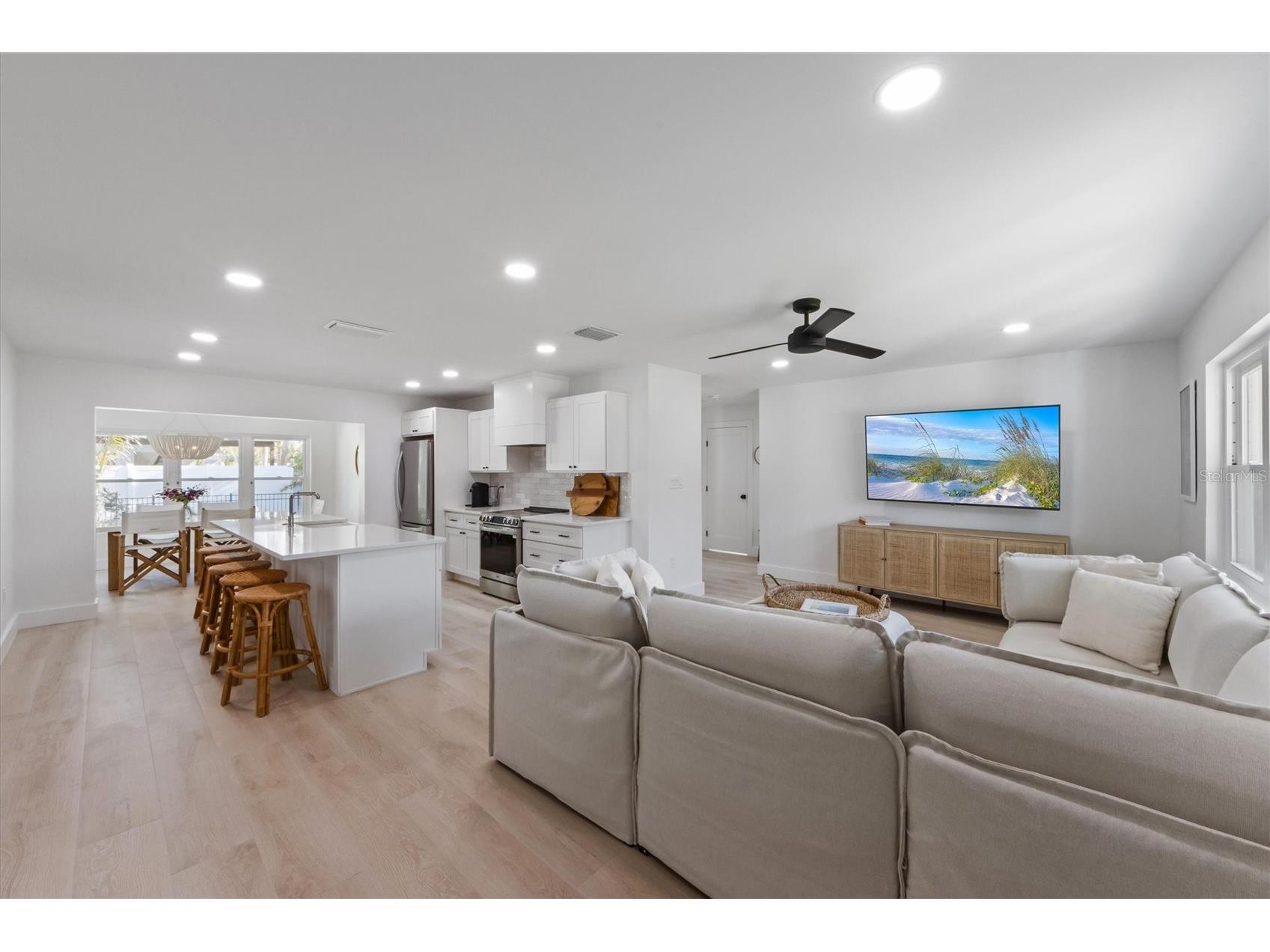 414 79th Street Holmes Beach FL 34217 A4677980 image17