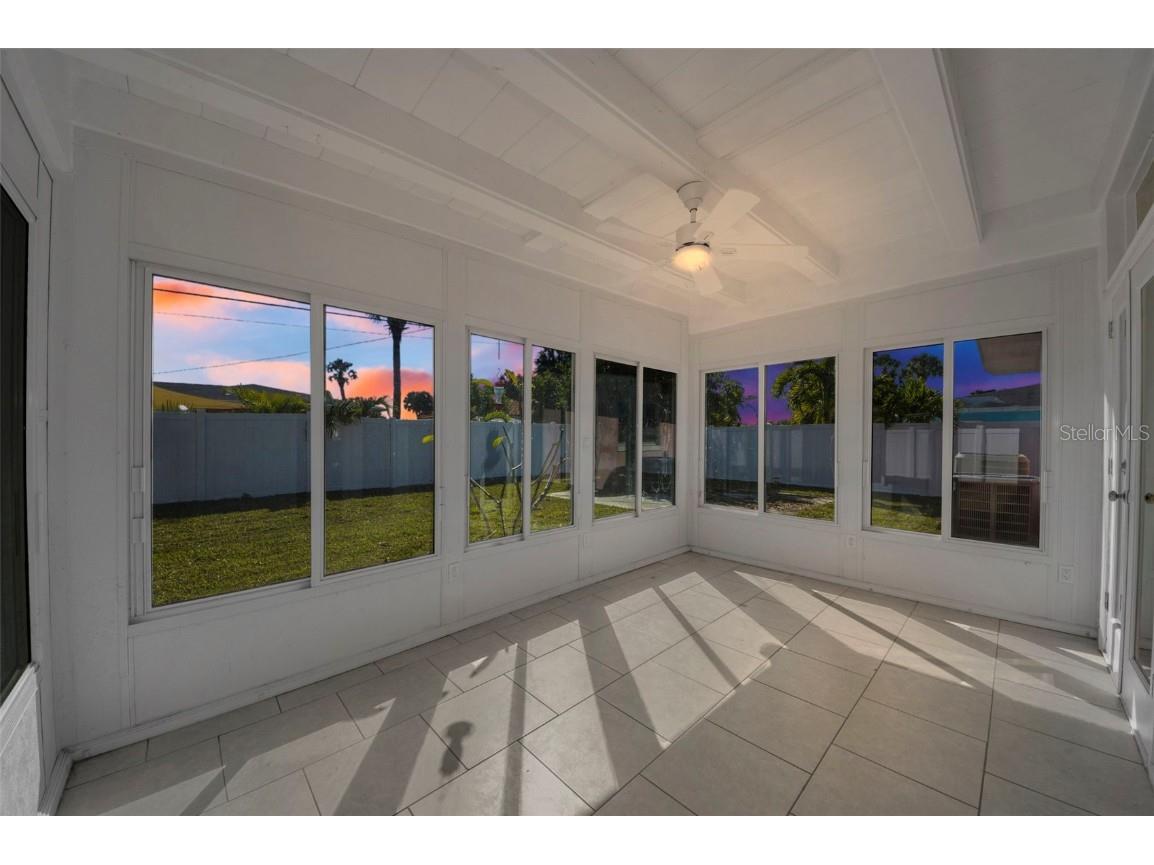 414 88th Avenue Saint Pete Beach FL 33706 W7880900 image24