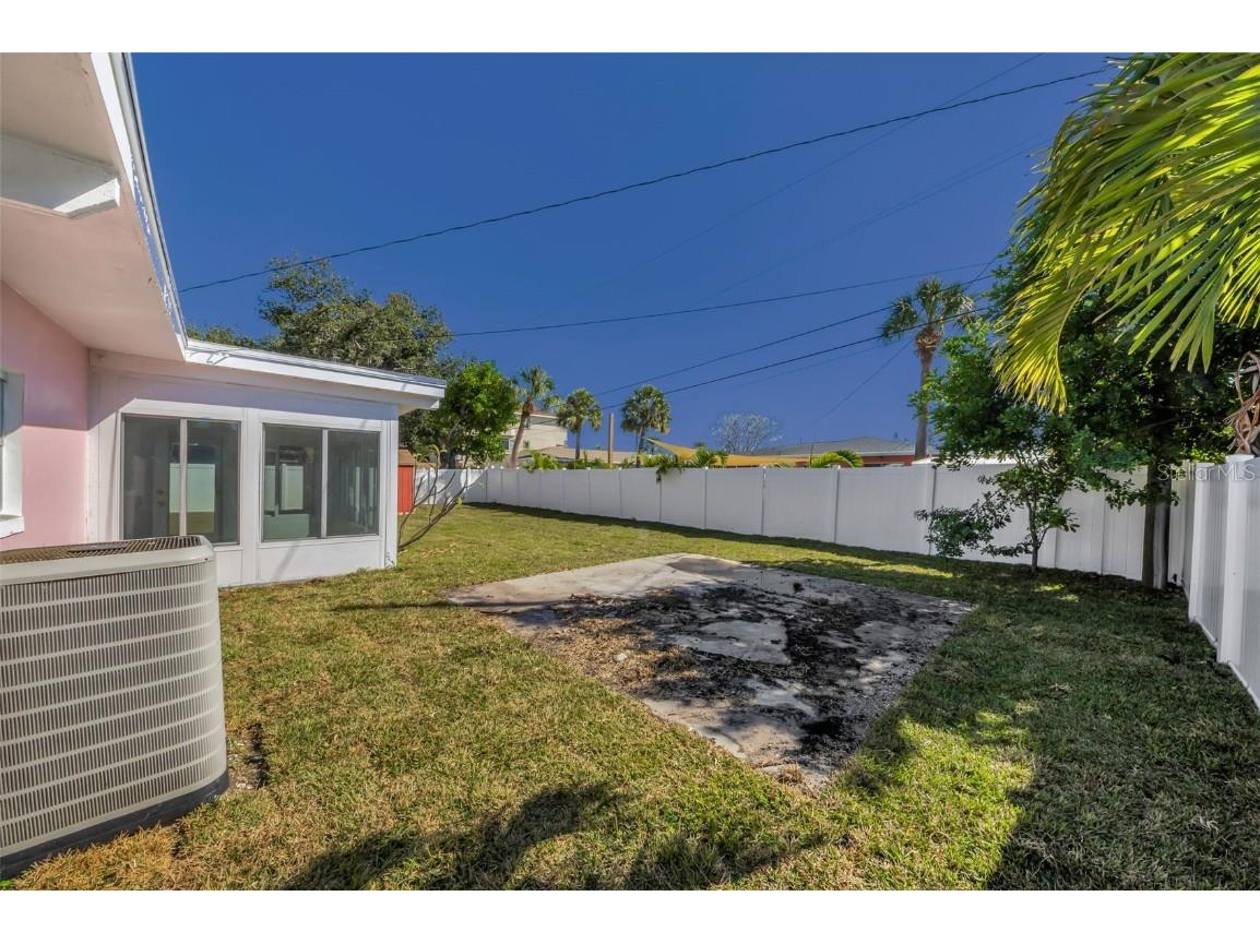 414 88th Avenue Saint Pete Beach FL 33706 W7880900 image28