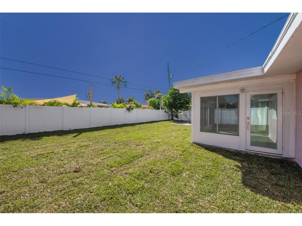 414 88th Avenue Saint Pete Beach FL 33706 W7880900 image32