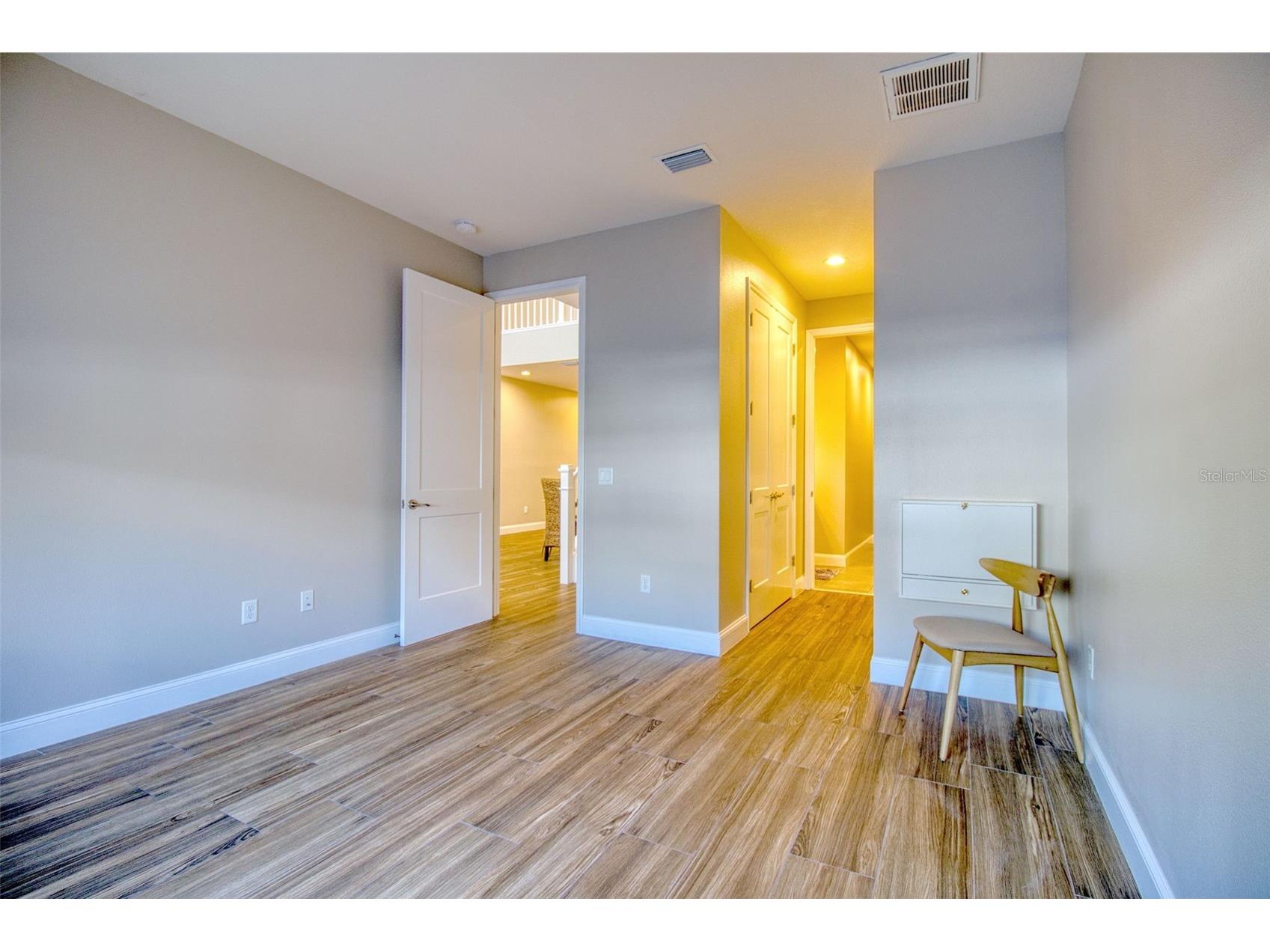414 Birdsong Lane Dunedin FL 34698 TB8472991 image18