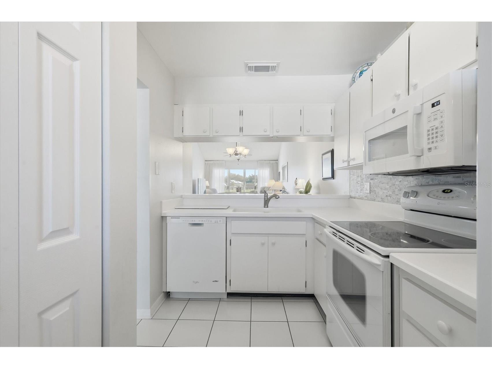 414 Cerromar Circle S #249 Venice FL 34293 N6142680 image15