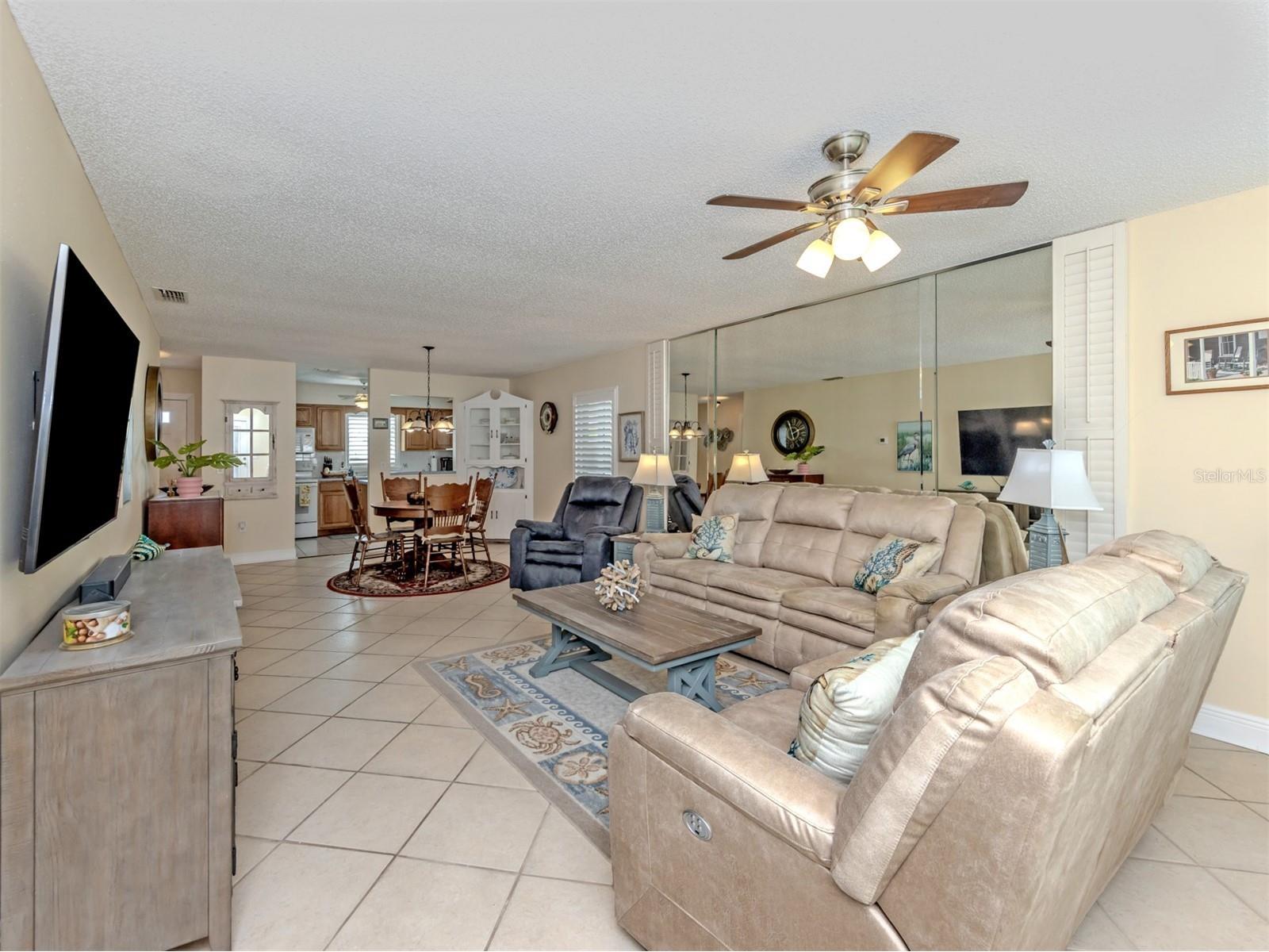 414 Circlewood Drive #H2 Venice FL 34293 N6143767 image12