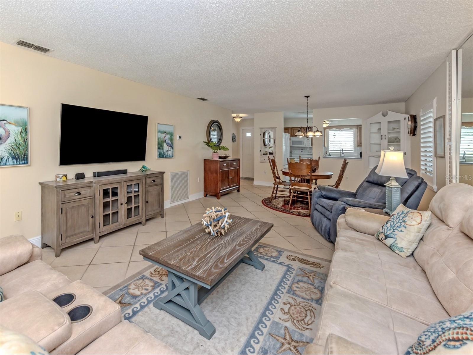 414 Circlewood Drive #H2 Venice FL 34293 N6143767 image13