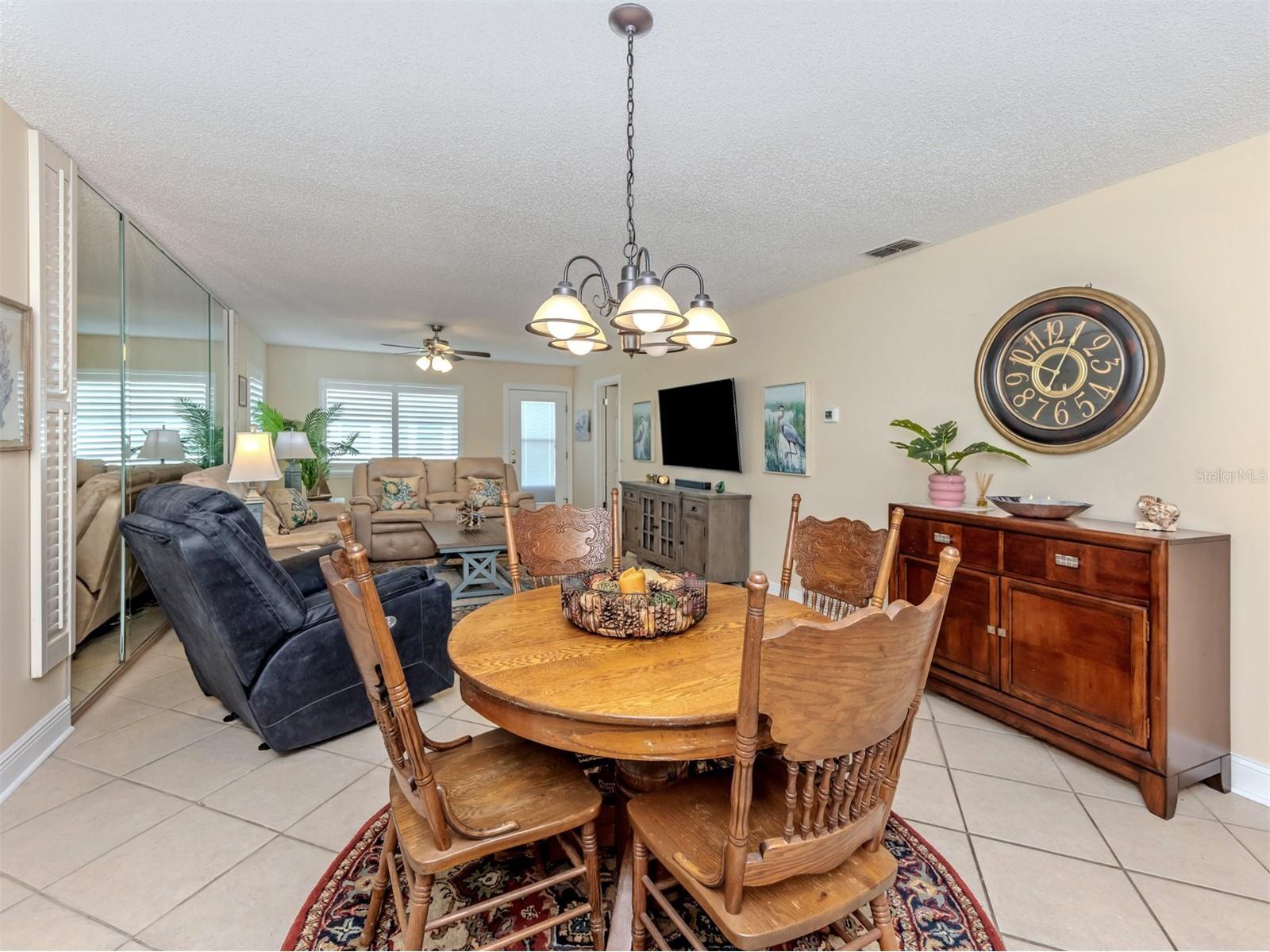 414 Circlewood Drive #H2 Venice FL 34293 N6143767 image15
