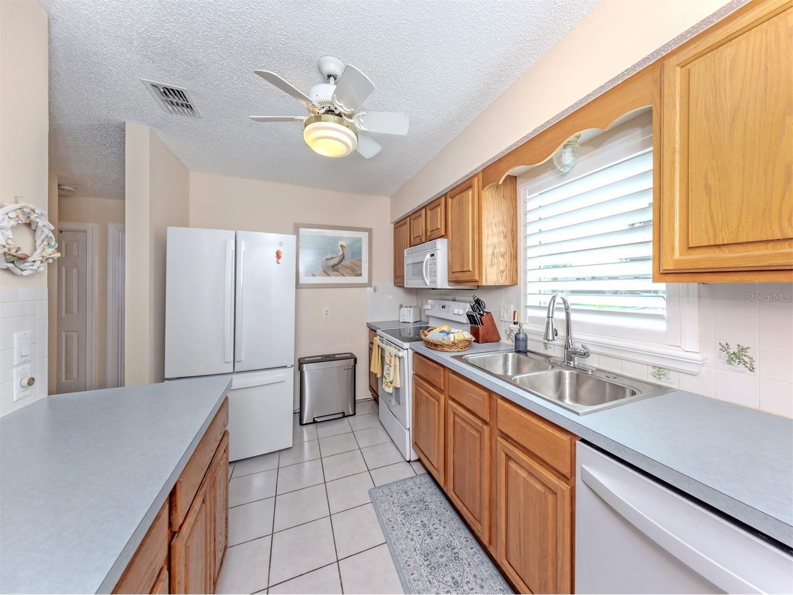 414 Circlewood Drive #H2 Venice FL 34293 N6143767 image16