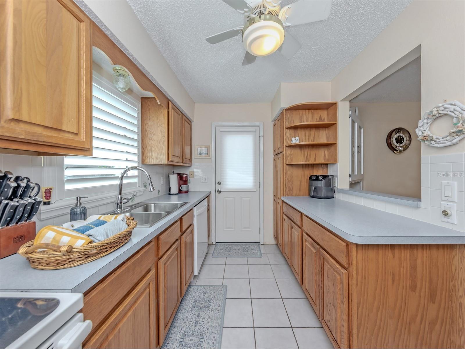 414 Circlewood Drive #H2 Venice FL 34293 N6143767 image17
