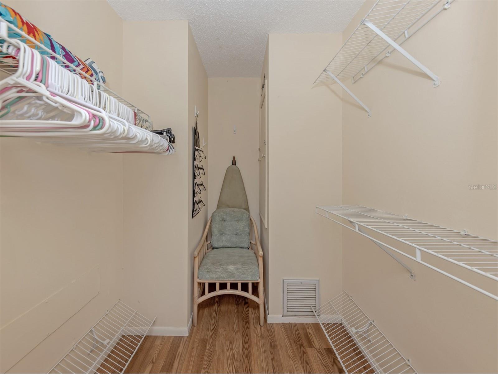 414 Circlewood Drive #H2 Venice FL 34293 N6143767 image25