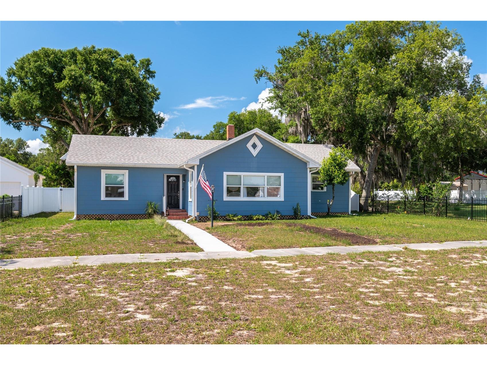 414 E Bullard Avenue Lake Wales FL 33853 P4938779 image2