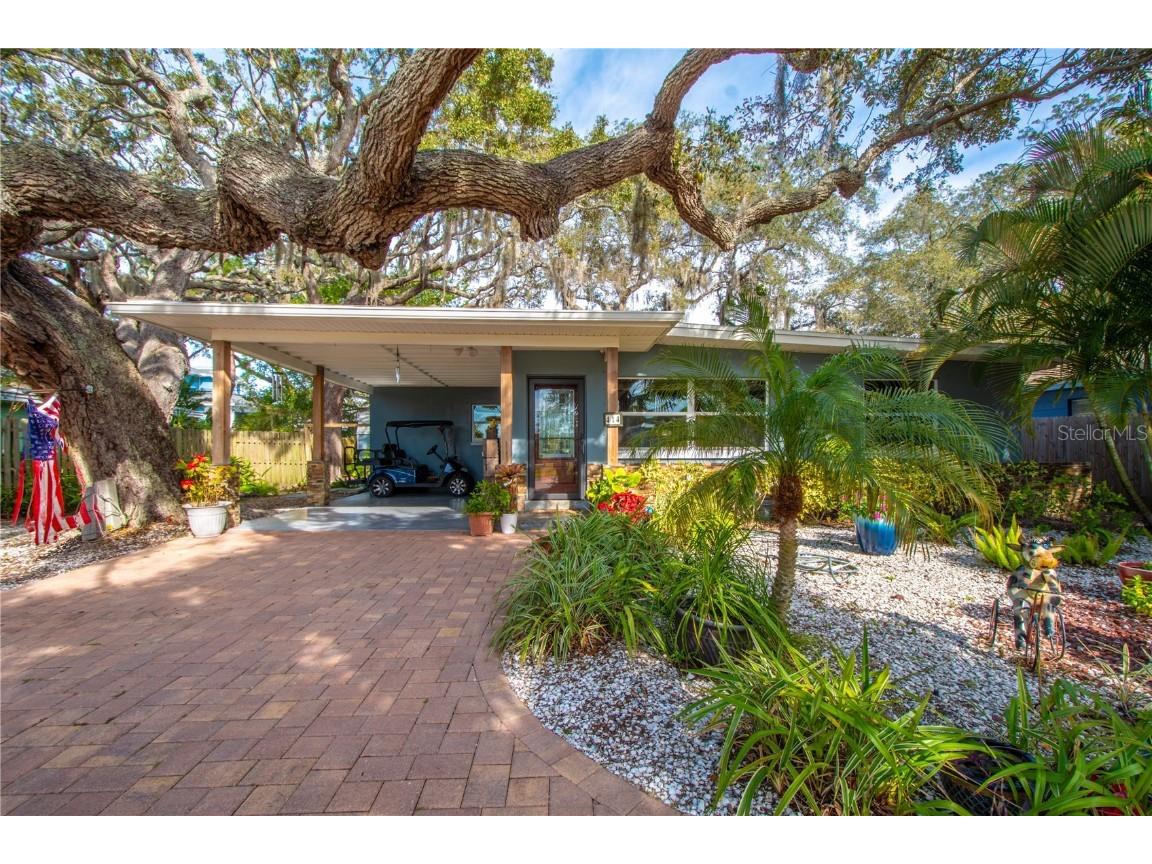 414 Florida Boulevard Crystal Beach FL 34681 U8226824 image1