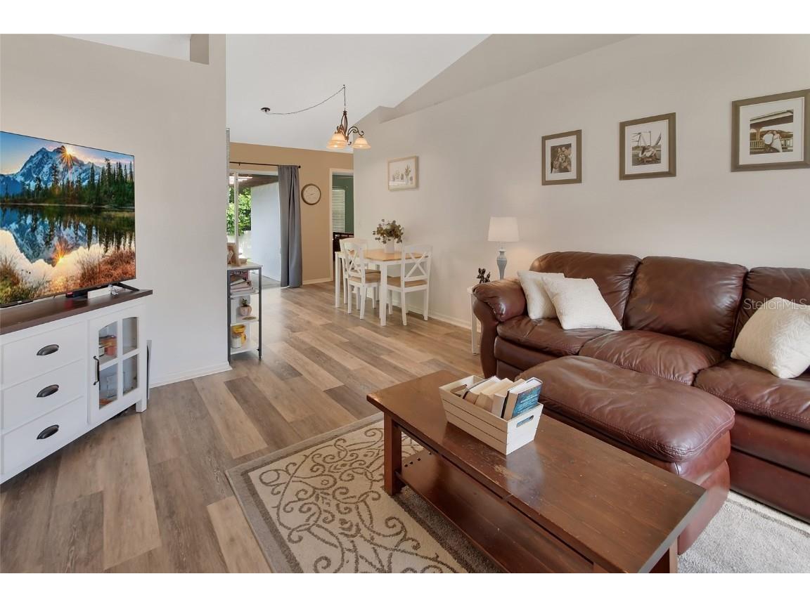 414 Lancaster Avenue Orange City FL 32763 V4943027 image6