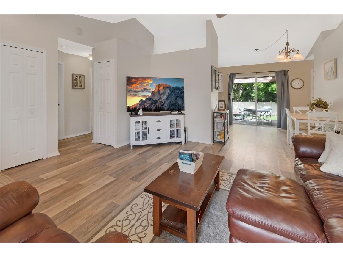 414 Lancaster Avenue Orange City FL 32763 V4943027 image7