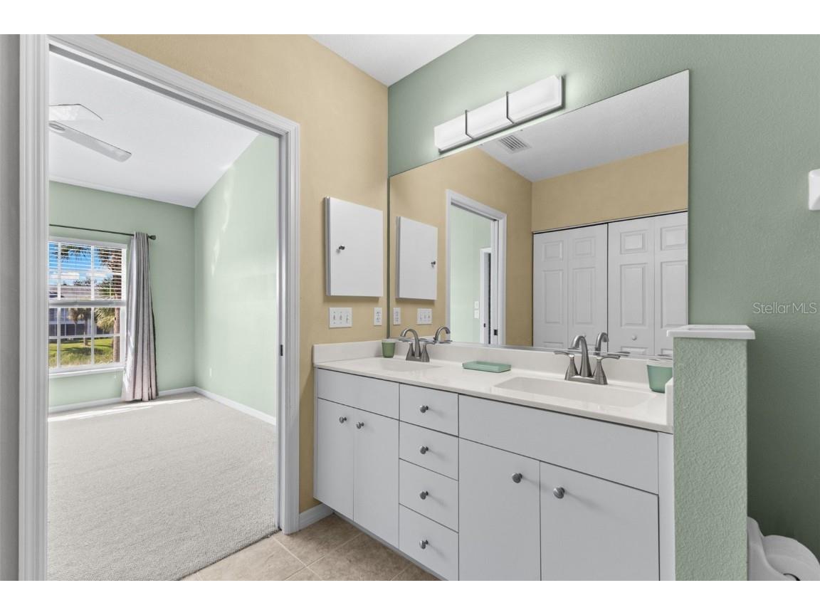 414 Laurel Lake Drive #203 Venice FL 34292 A4663251 image4