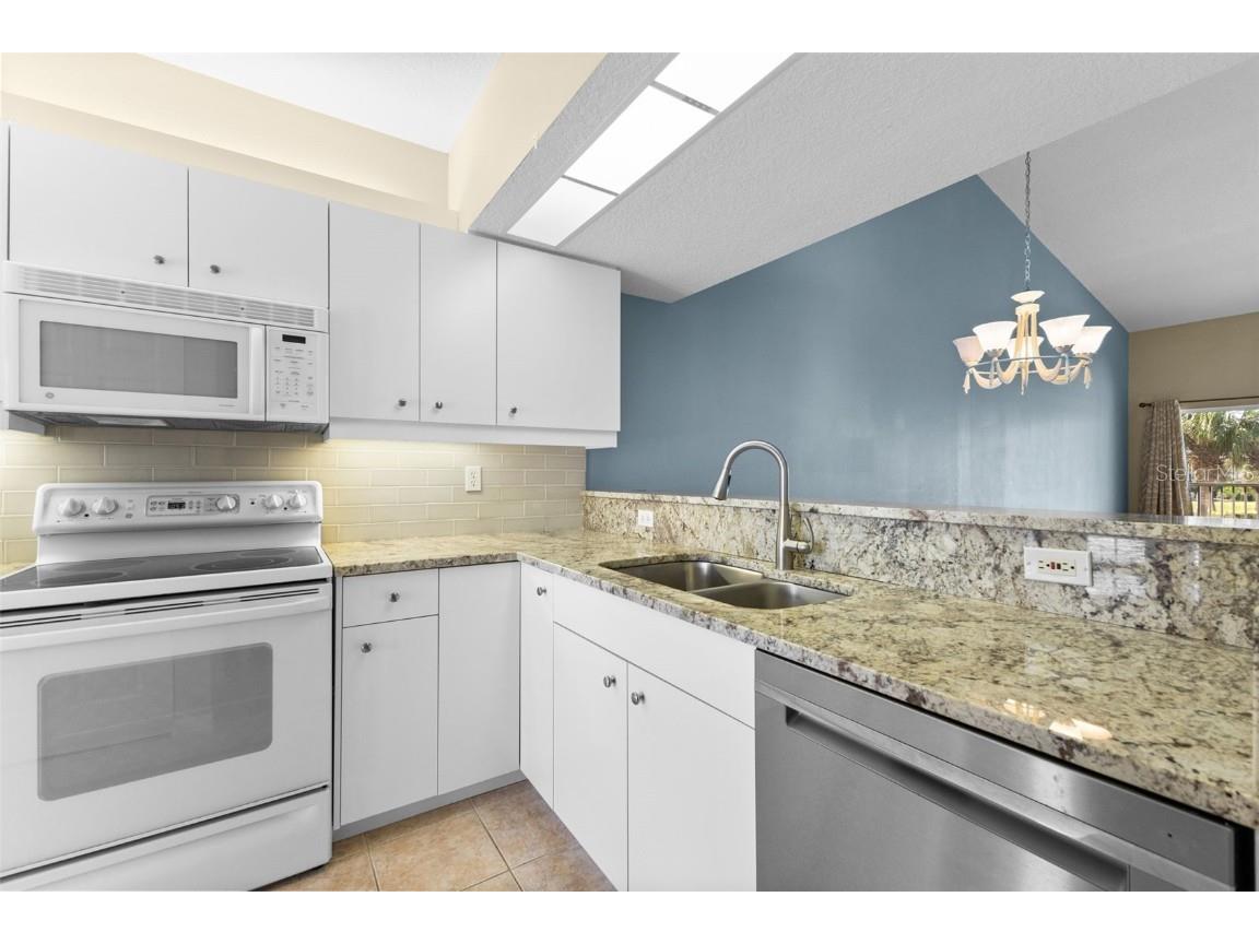 414 Laurel Lake Drive #203 Venice FL 34292 A4663251 image9