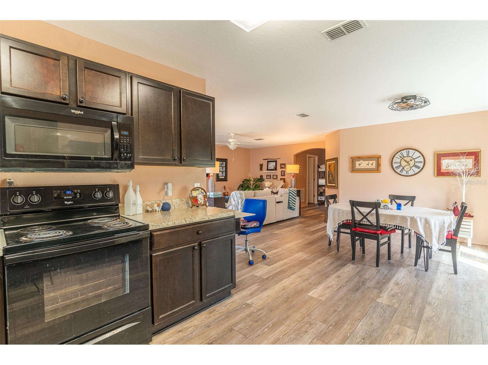 414 Miles Boulevard Dundee FL 33838 L4958341 image3
