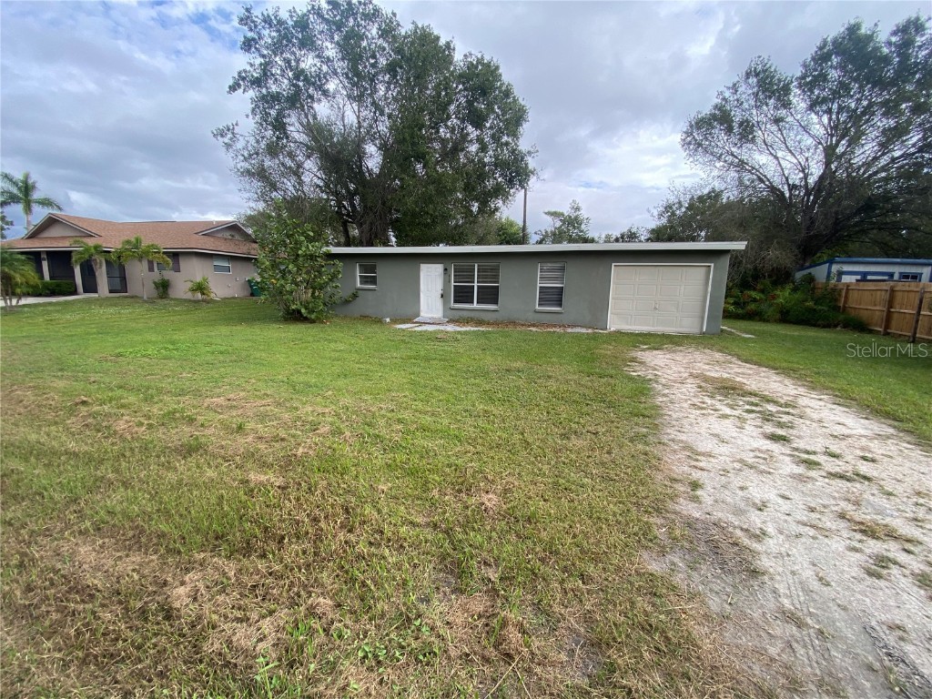 414 Somerset Road Punta Gorda FL 33950 D6133358 image1