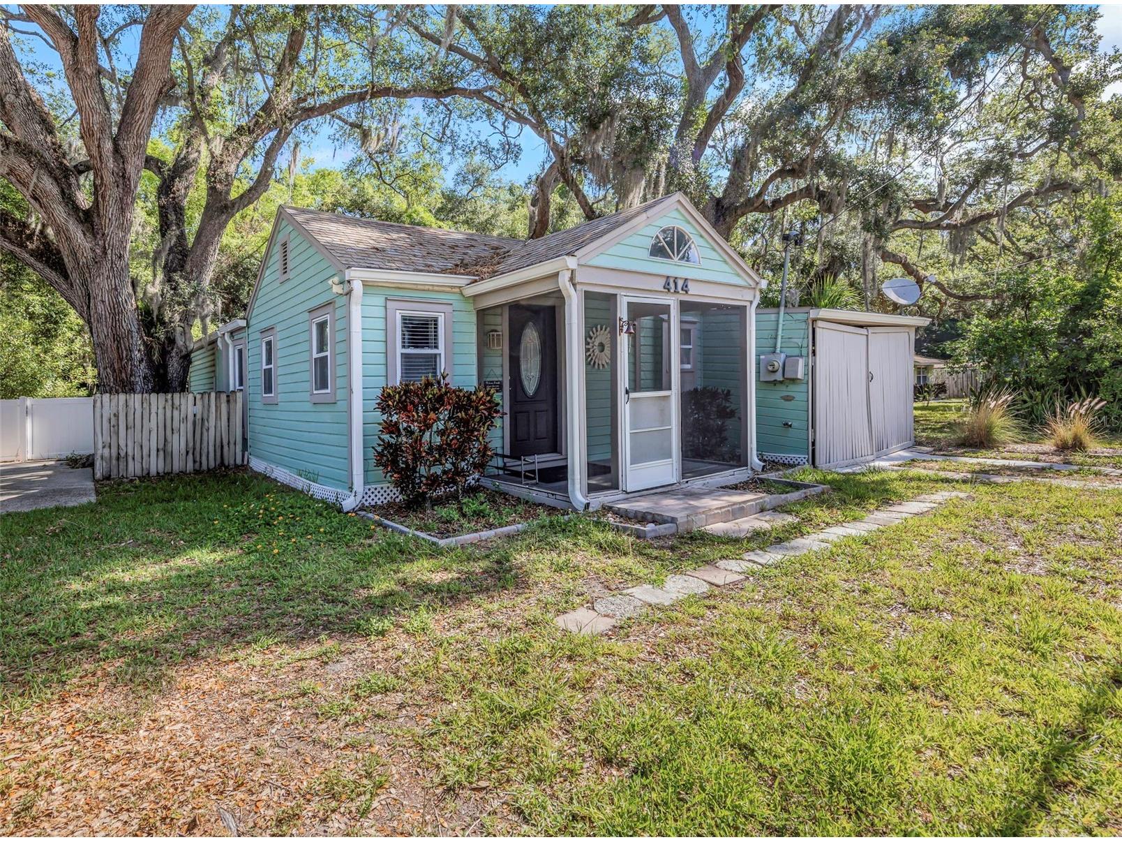 414 Tampa Road Palm Harbor FL 34683 TB8510203 image1