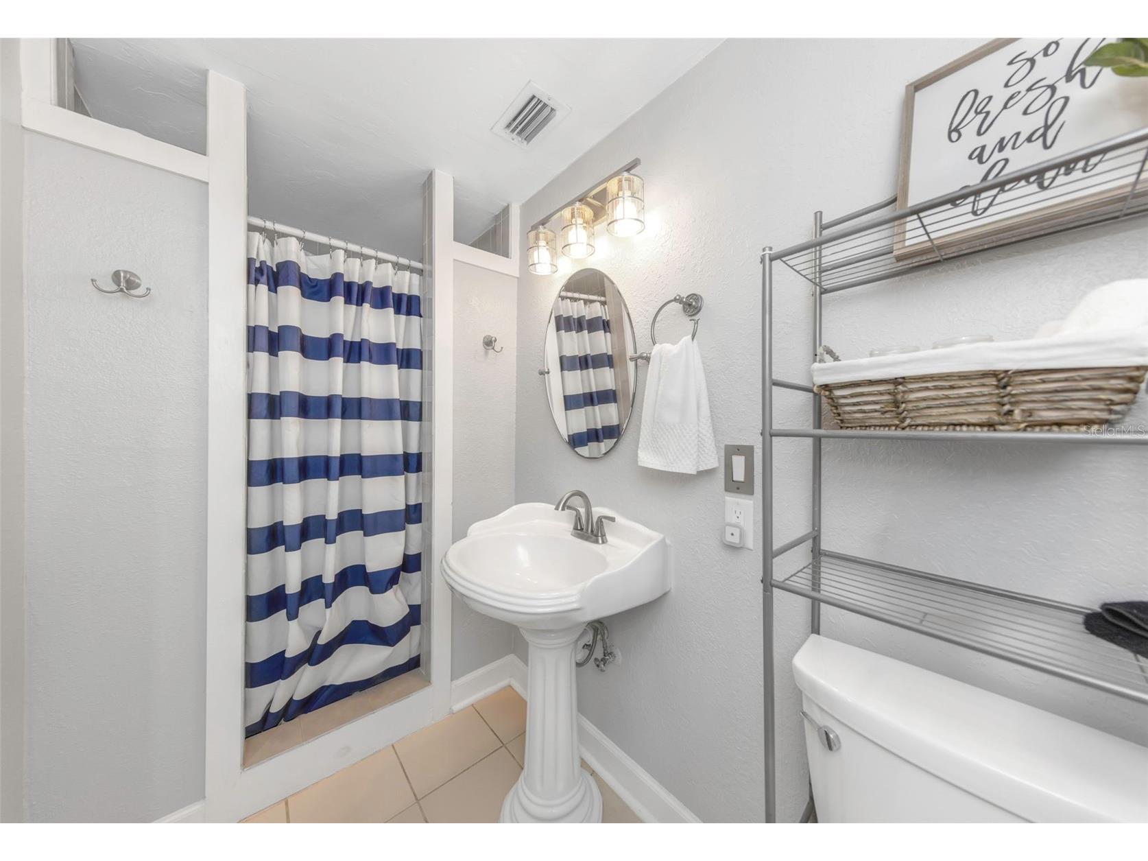 414 Tampa Road Palm Harbor FL 34683 TB8510203 image20