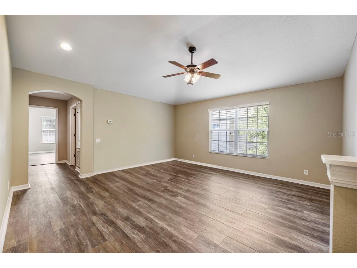 4140 Bismarck Palm Drive Tampa FL 33610 TB8410355 image16